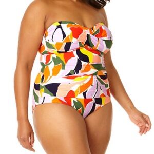 Women's Twist-Front Printed One-Piece Bandeau Swimsuit